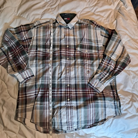 Tommy Hilfiger shirt - Picture 4 of 7